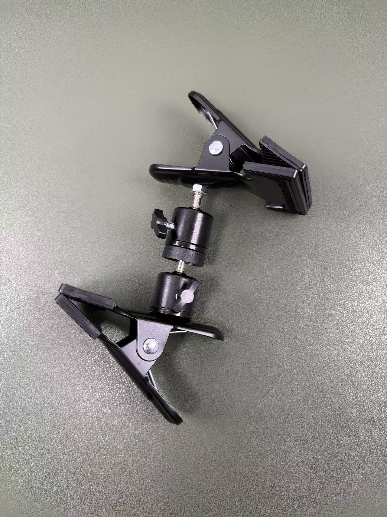 Supporto da Tavolo Universale  - Pan Tilt Bracket recensione e prezzo